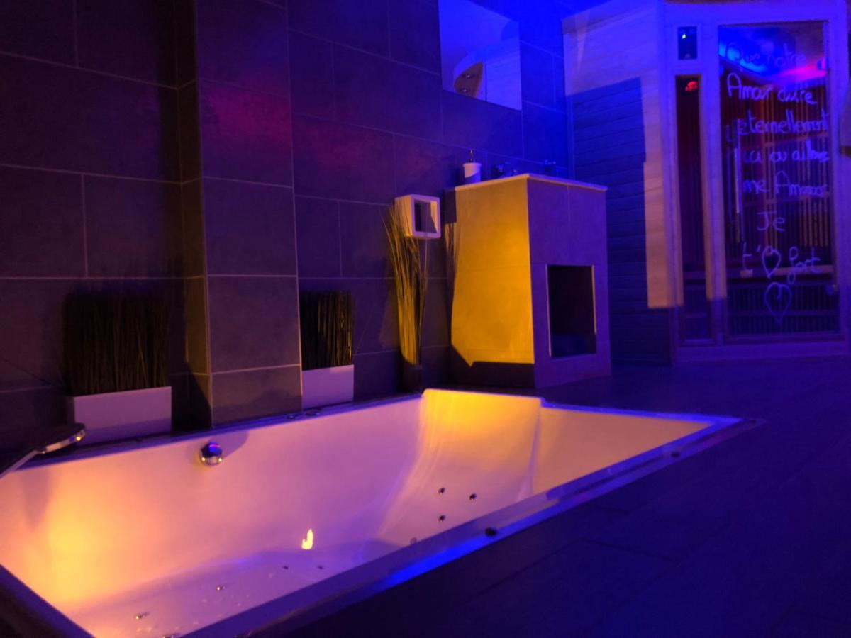 Chambre Avec Spa By Jordans Collection Dijon Bagian luar foto