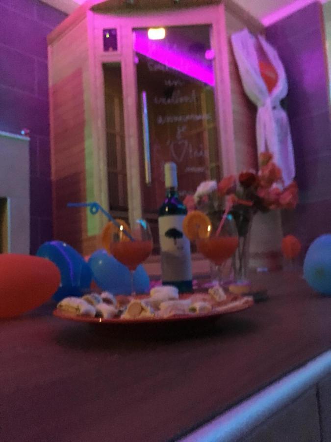 Chambre Avec Spa By Jordans Collection Dijon Bagian luar foto